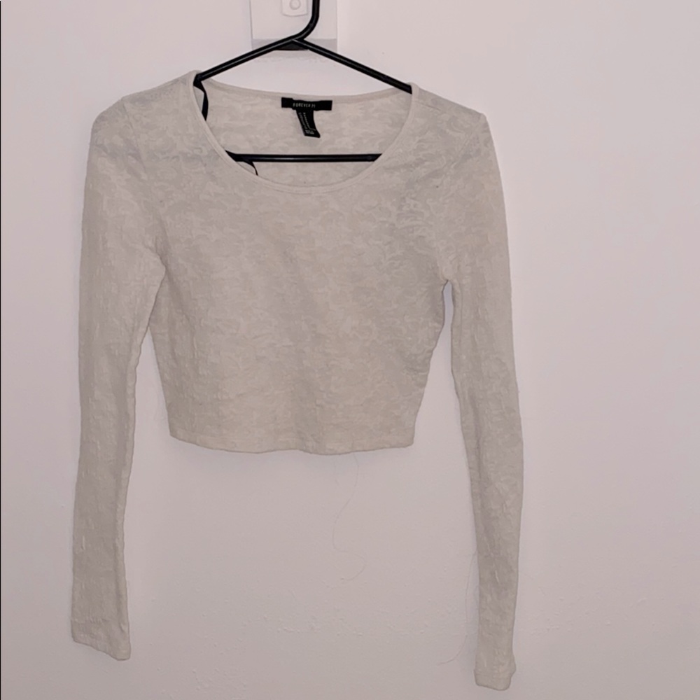 White long sleeve/crop